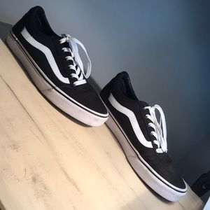 Women’s 9’5 vans